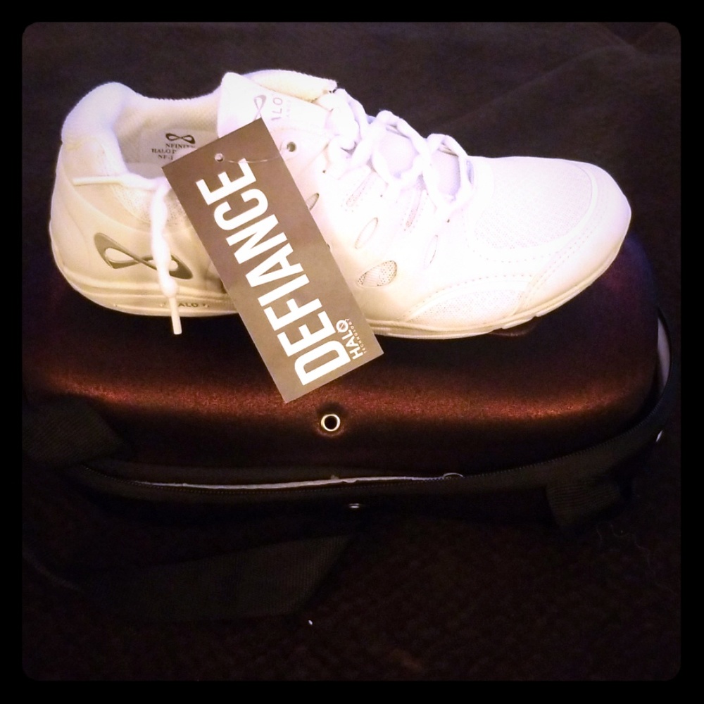 White Nfinity Defiance cheer shoe